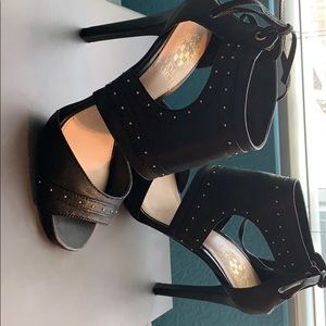 Black VC-ROUX Vince Camuto Heels, Size 5